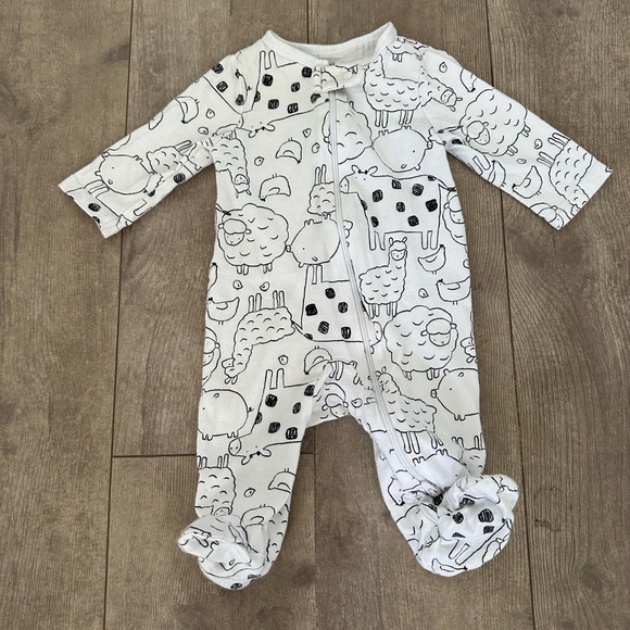 Carter’s 3 month baby boy zip footies - Picture 3 of 7